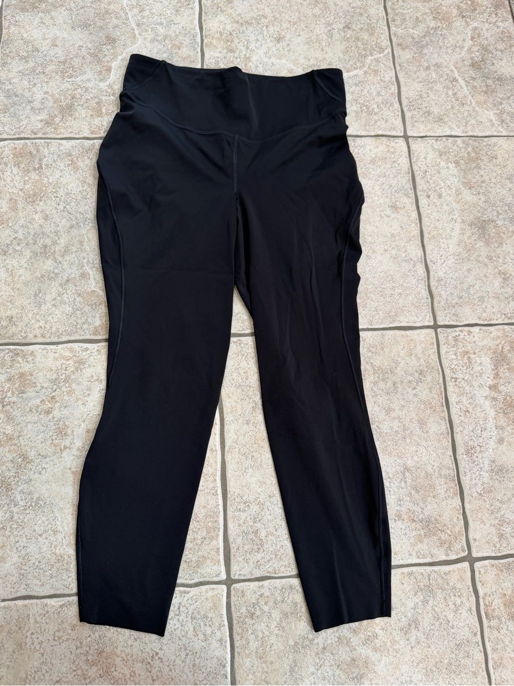 Lululemon Base Pace High-Rise Tight women’s size 10